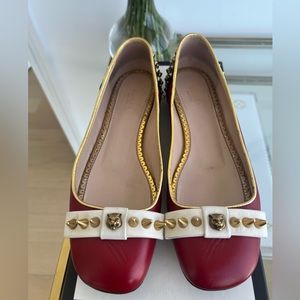 Gucci Red, Cream and Black ballet flats. Size 38